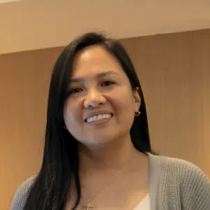 Nurse Angielyn Manalili, a Towne Kids pediatric home care nurse in New Jersey